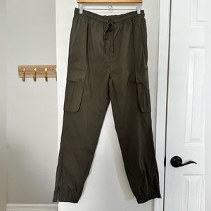 CSG olive green utility pants sz: XL